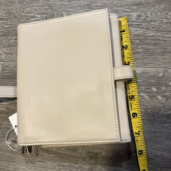 Mark & Graham Women's Tri-Fold Wallet Vegan Leather Tan Color Medium-Sized - Picture 10 of 10
